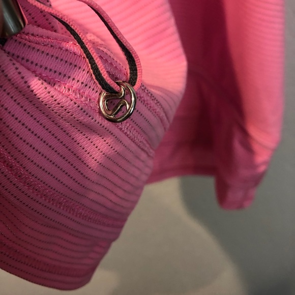 Lululemon Run Back On Track Pink Shell Stripe Tank - Picture 16 of 16